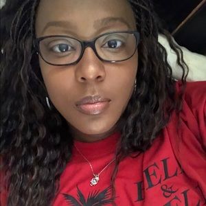 Meet your Posher, Jeniece